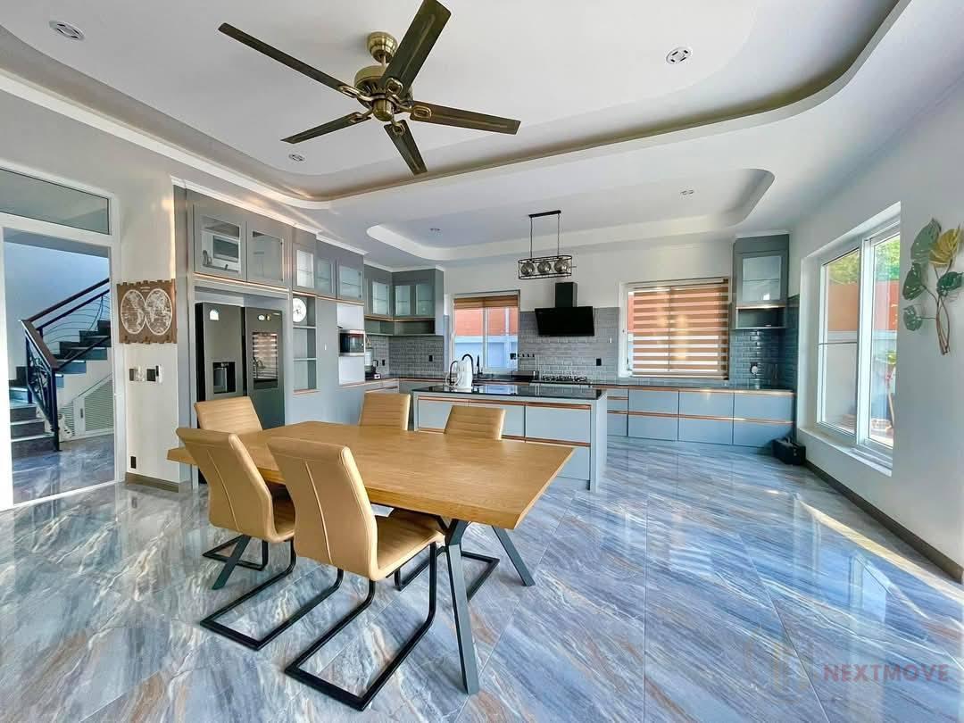 489432159_10232334233131629_2274481655323366264_n