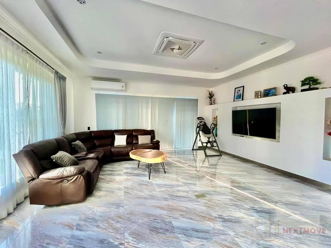 490354942_10232334234011651_8516341789739614873_n