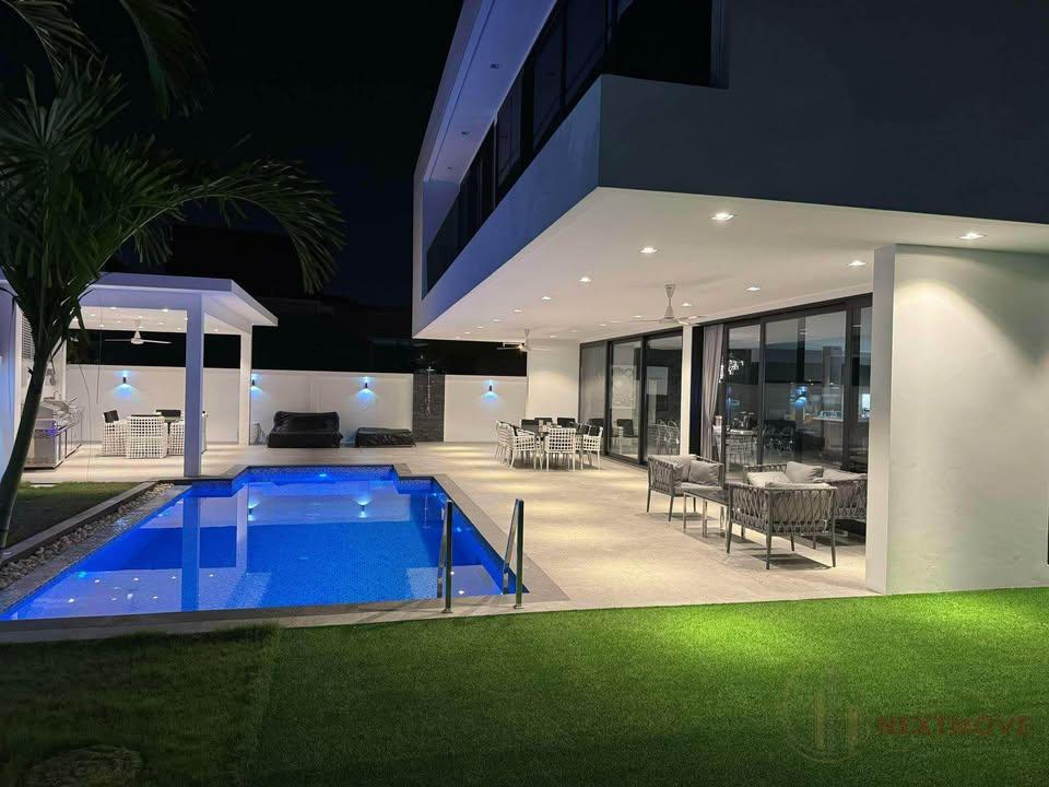 492027047_10164538472403499_5120466702761290866_n