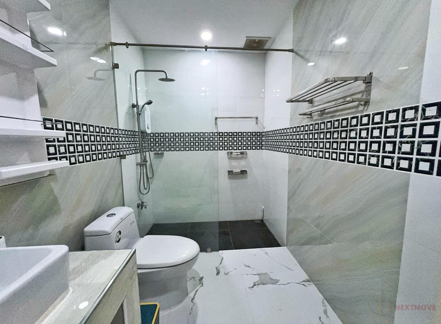 WhatsApp Image 2568-05-31 at 22.17.07