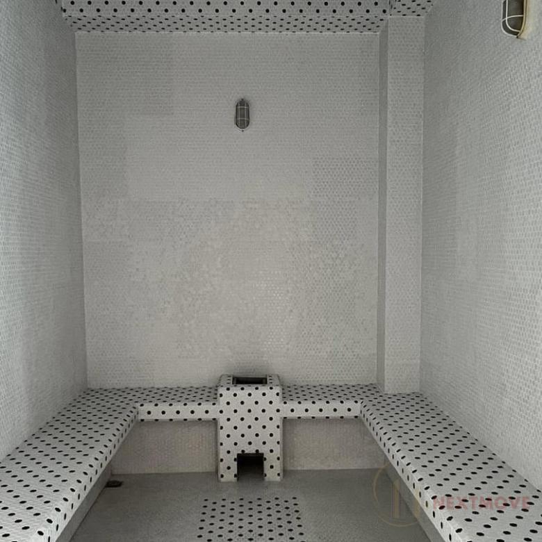 780