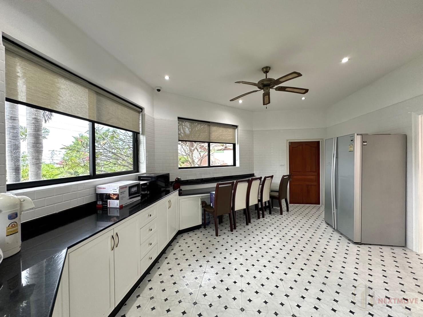 512738418_10163435725632990_7059690251496868039_n