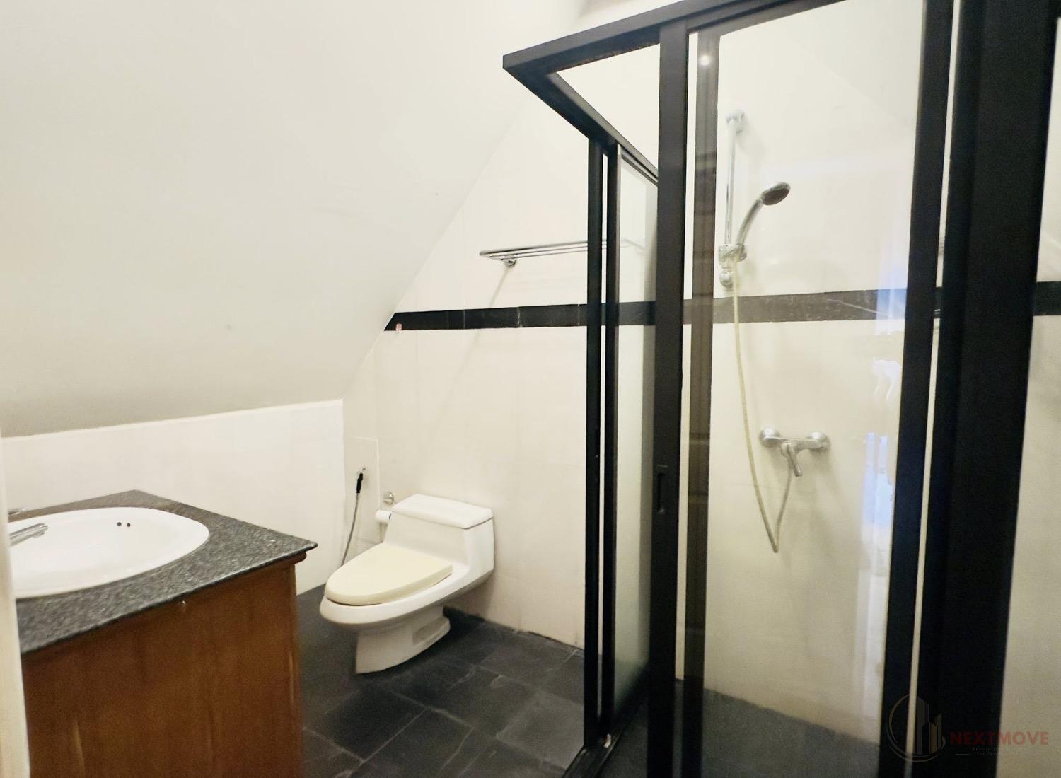 515280858_10228485762110929_6695664883756492787_n