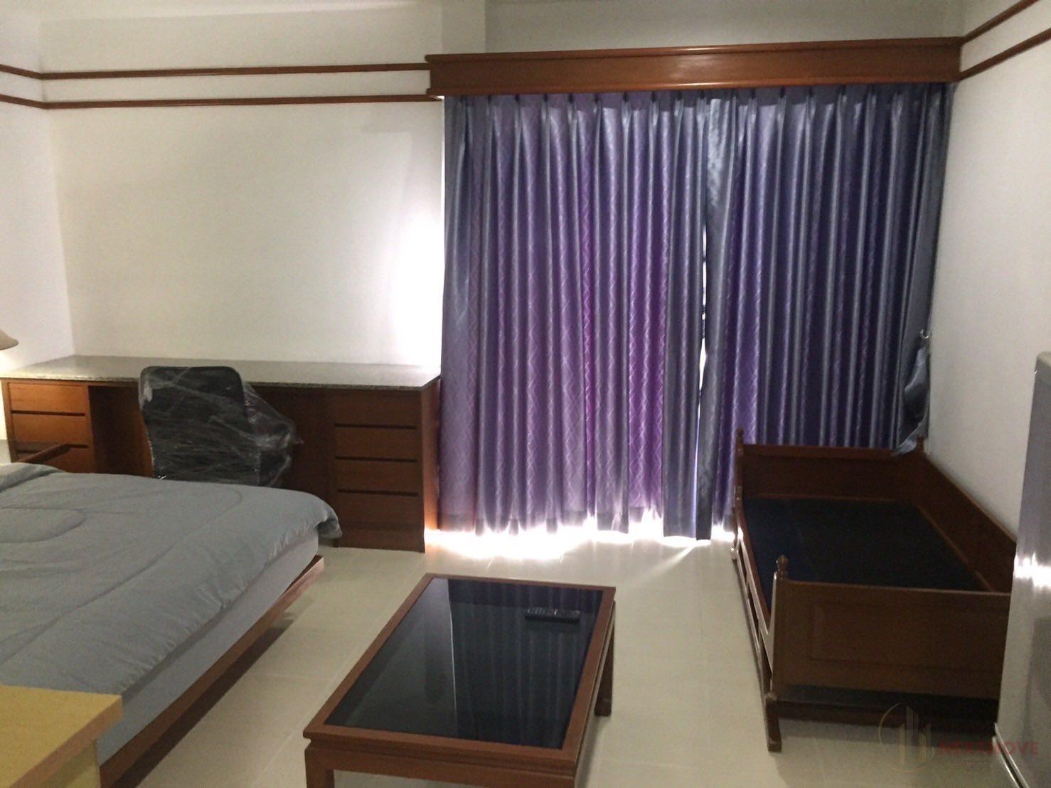 515906384_10172000096855541_4994811168036972947_n