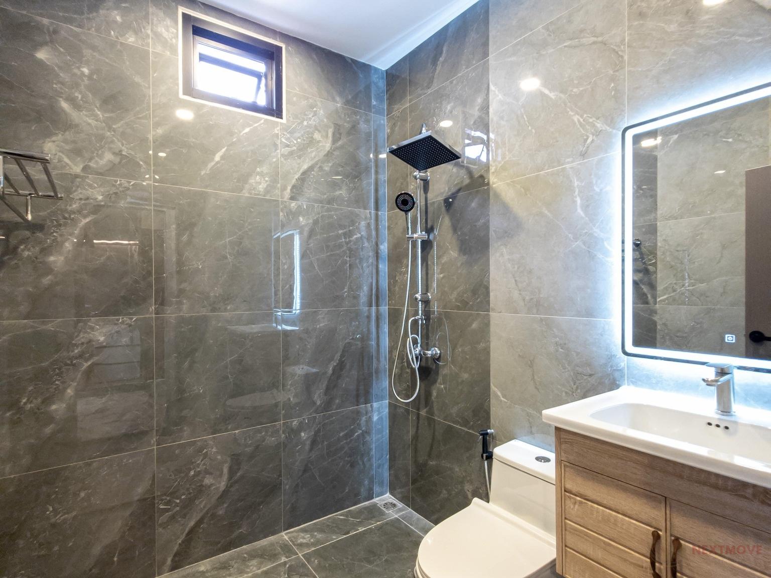 518320282_1323085103153524_8397830950861077282_n