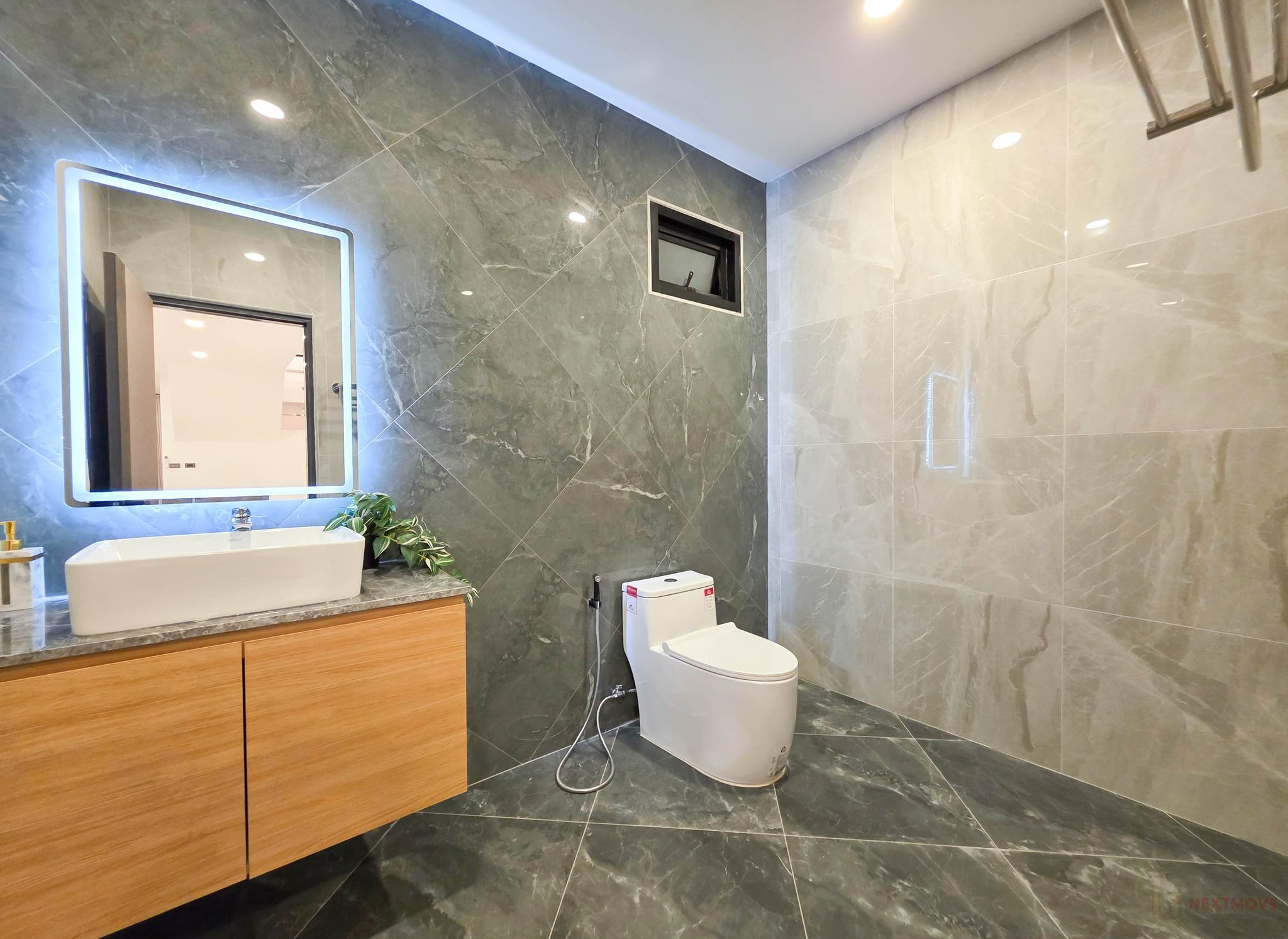 518326916_1323084139820287_7147127686850147067_n