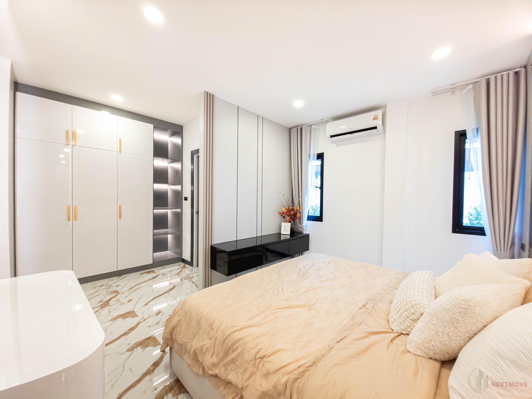 518348269_1323084419820259_4610877989126335602_n