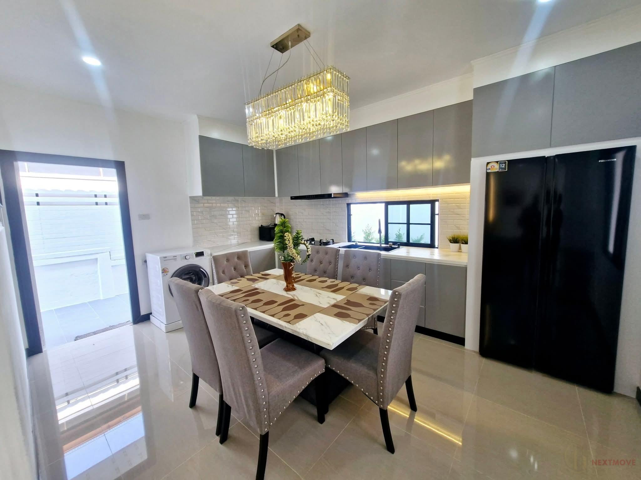 527718595_10229396880734075_5467551124585047230_n