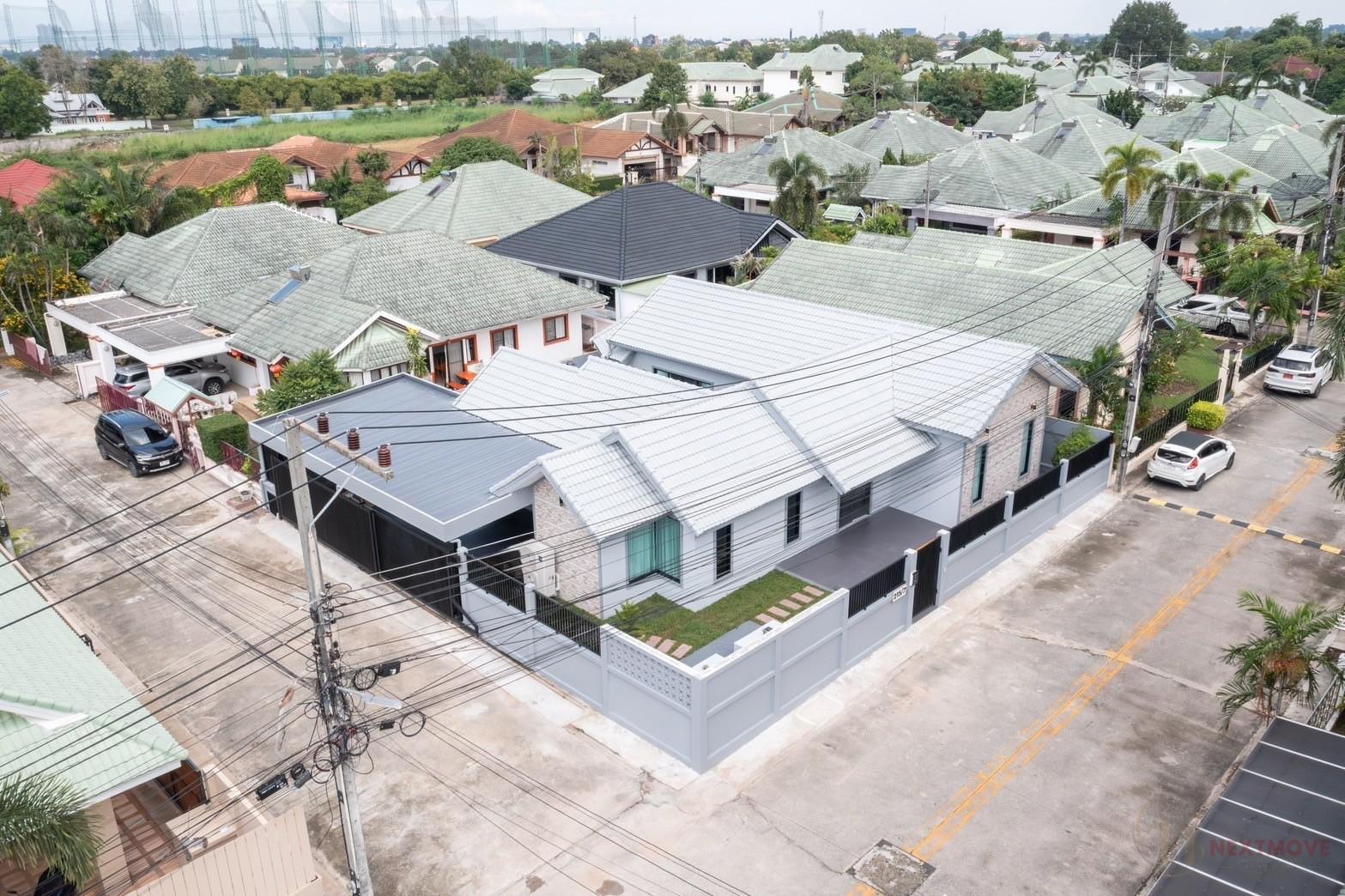 LINE_ALBUM_1. สยามเพลส (ขาย 9.9 MB)_250820_1