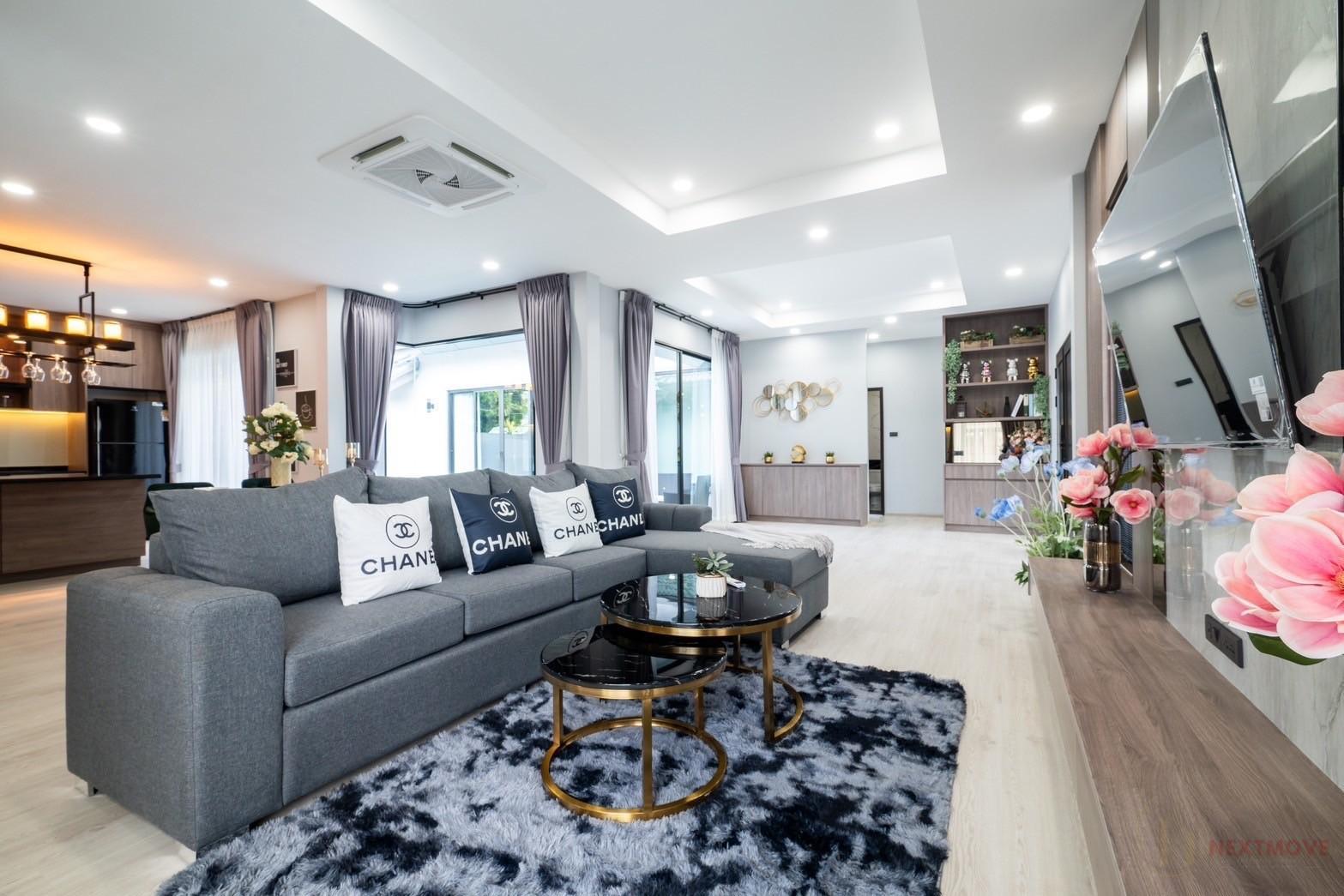 LINE_ALBUM_1. สยามเพลส (ขาย 9.9 MB)_250820_9