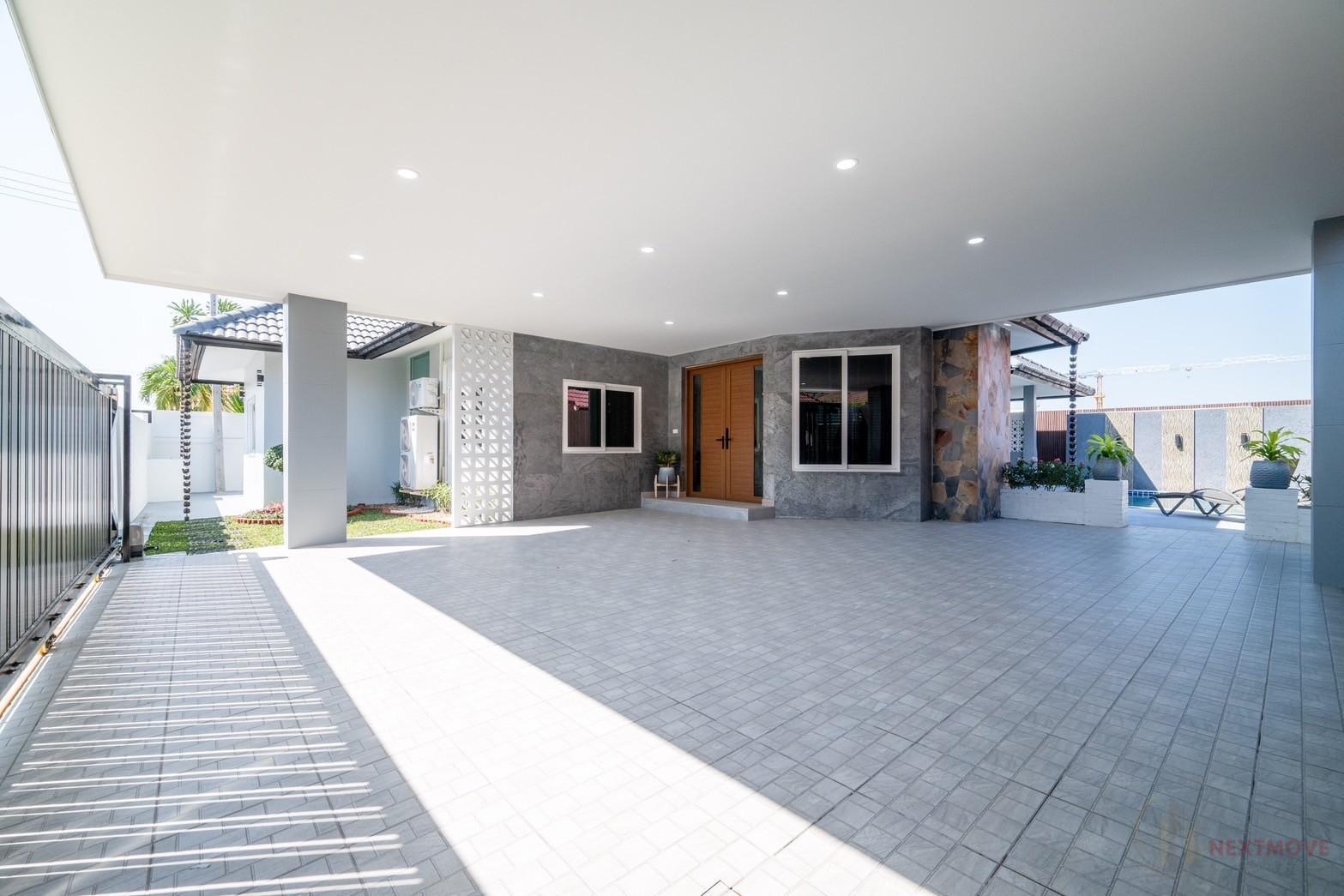 LINE_ALBUM_2. พัทยาฮิลล์ 2 (ขาย 12 MB)_250820_17