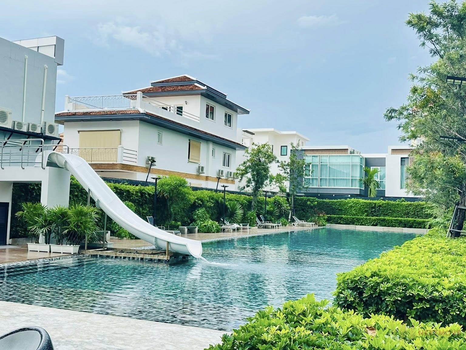 540273118_24821655490775416_4484473370377653260_n