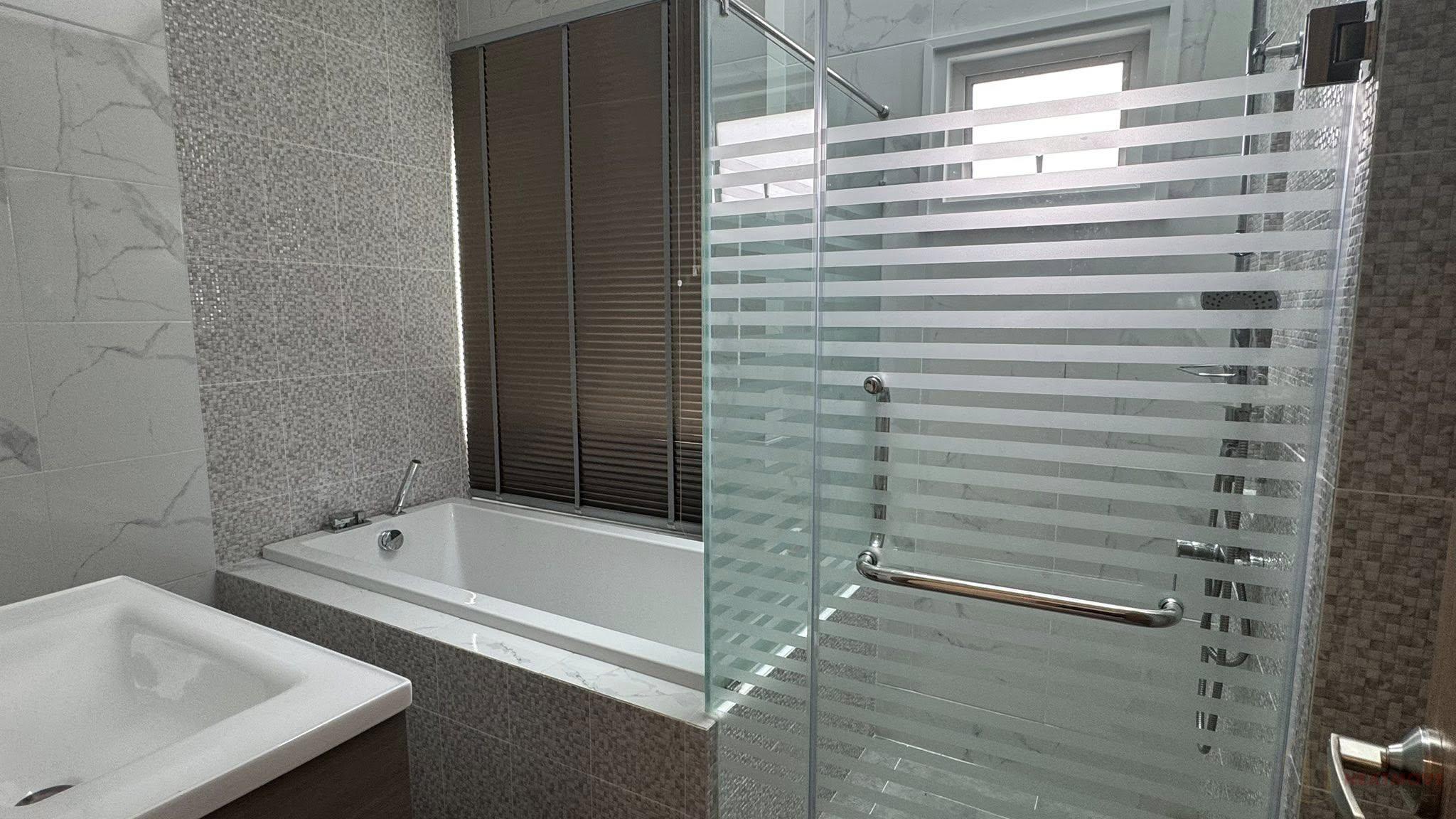 550079046_122248365422242308_3179329840344659518_n