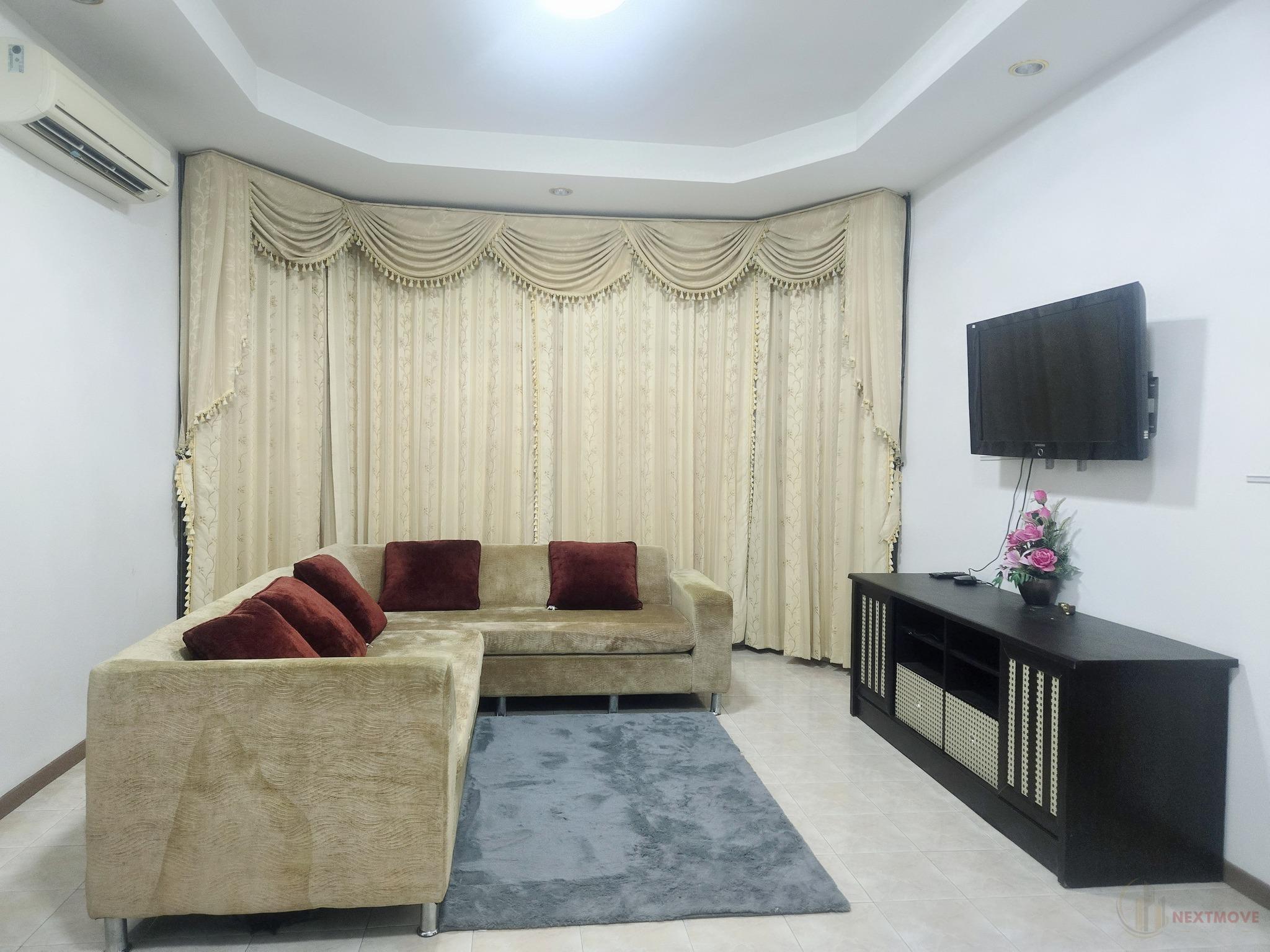 569437823_10228904348809771_7422573685320944382_n