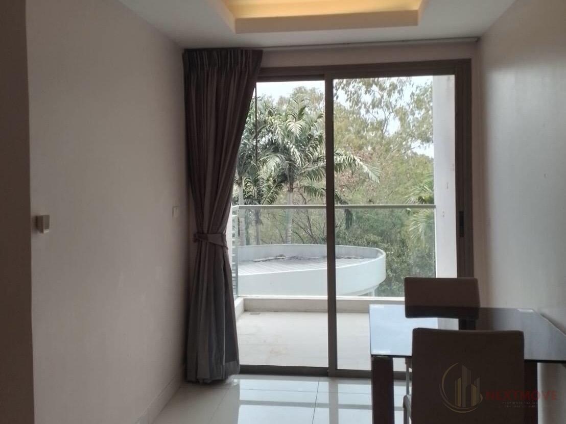 c308f84f-61cf-4ee5-8a51-1982dc9a2bb6