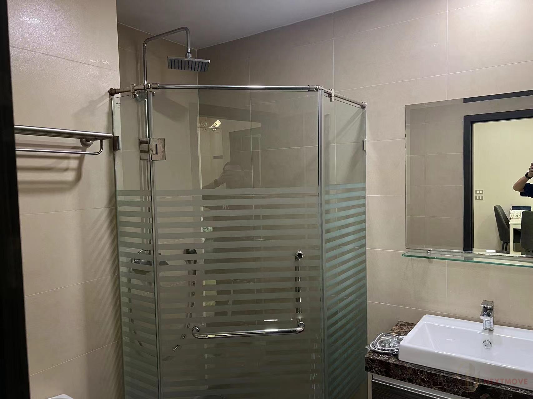 576896011_2015498499272514_2984671706141870505_n